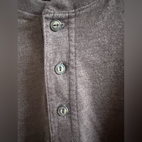 Gap Everyday Soft Men's M Layering Henley Long Sleeve Weekend Relaxed Casual - Picture 2 of 5